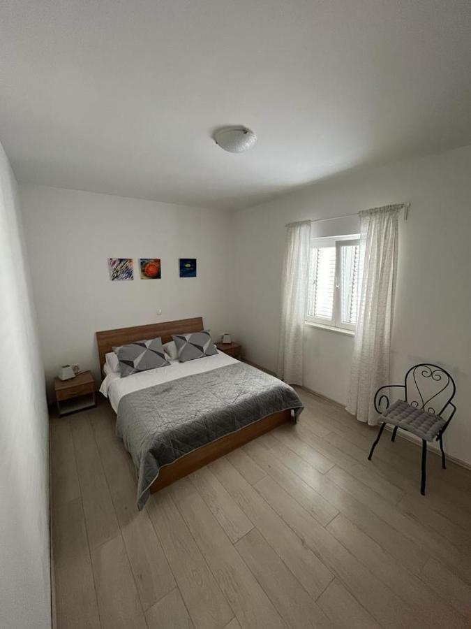 Апартаменты Apartman Cezar Стобрек Экстерьер фото