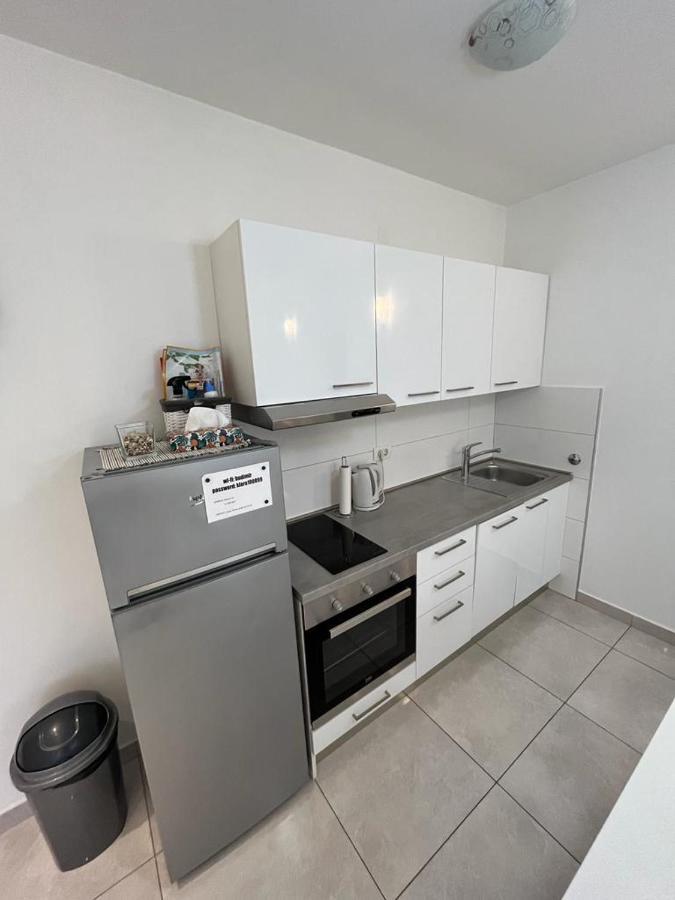 Апартаменты Apartman Cezar Стобрек Экстерьер фото
