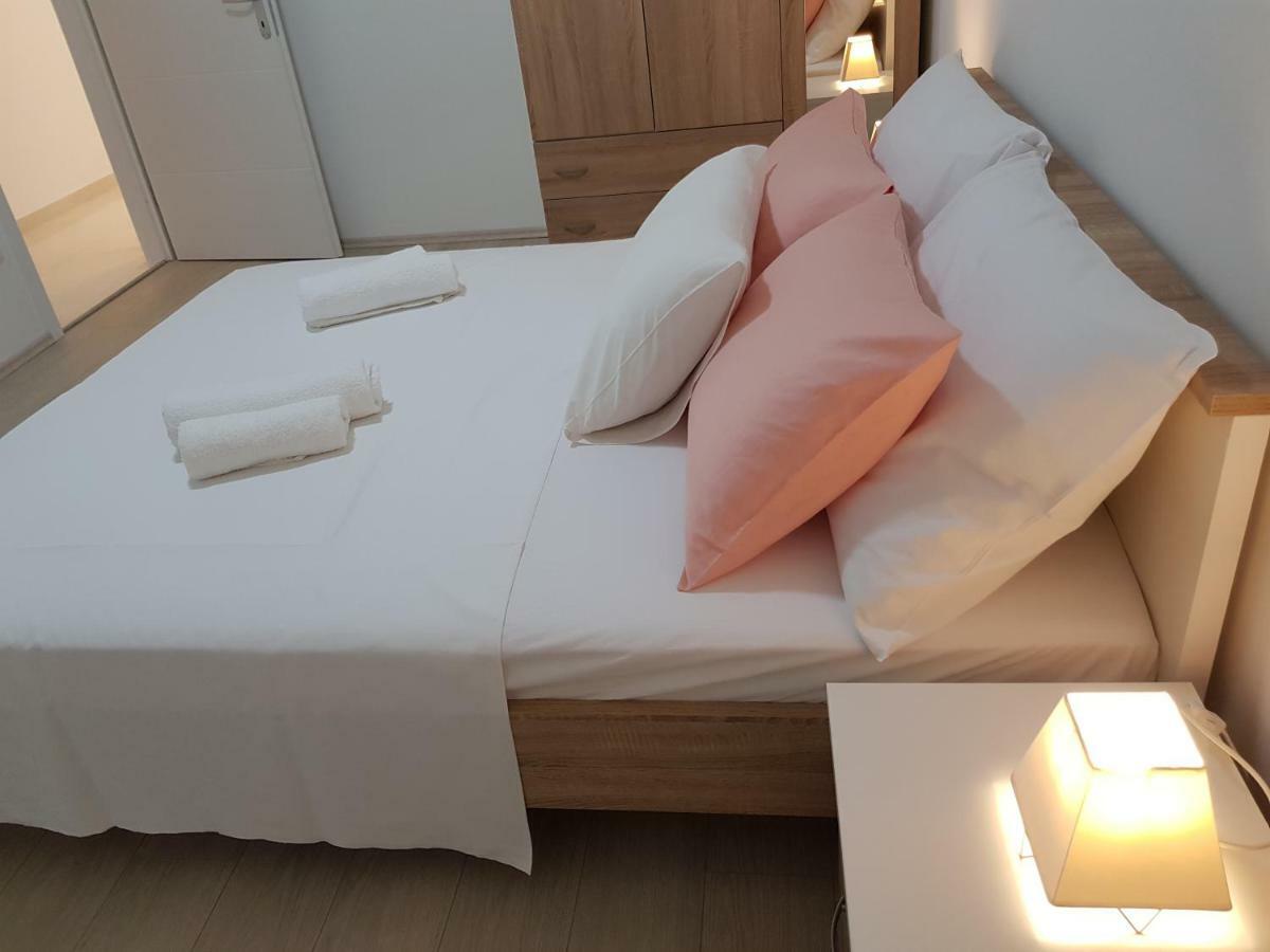 Апартаменты Apartman Cezar Стобрек Экстерьер фото